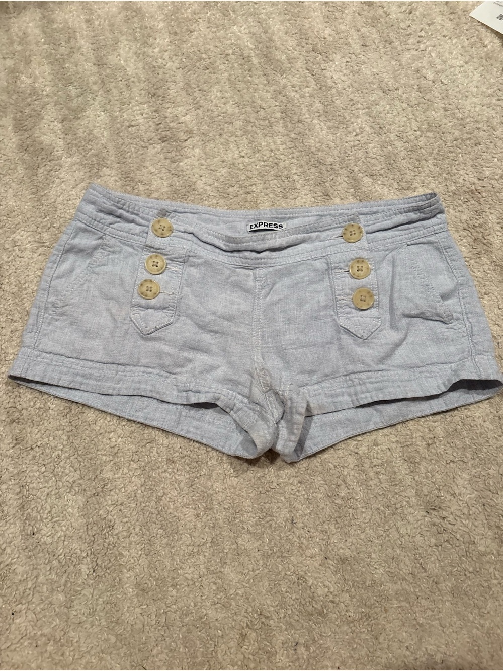 Mini shorts